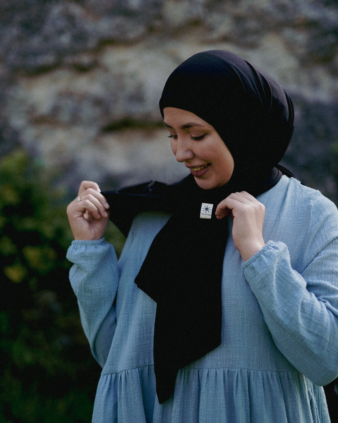 Lichtgewicht jersey hijab "Hava" van 100% biologisch katoen (Black Night)