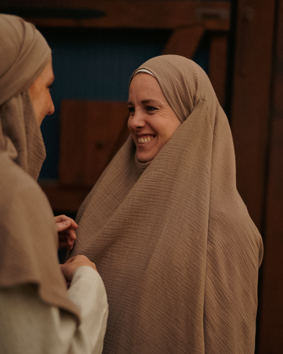 Muslin Khimar van biologisch katoen taupe