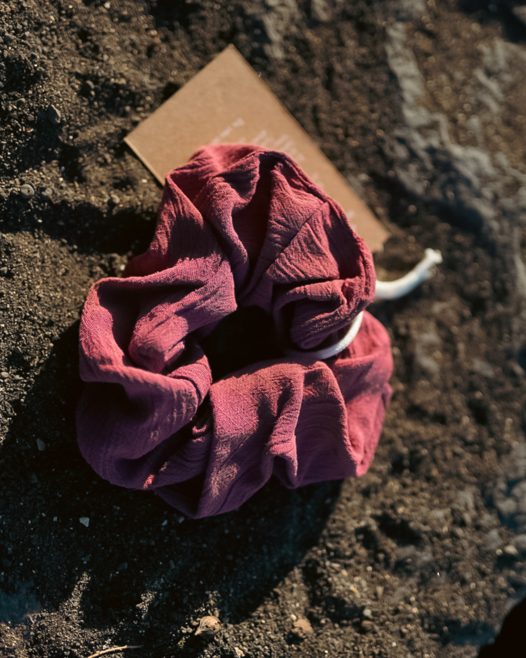 Nature Scrunchie (Sandy Wildberry)