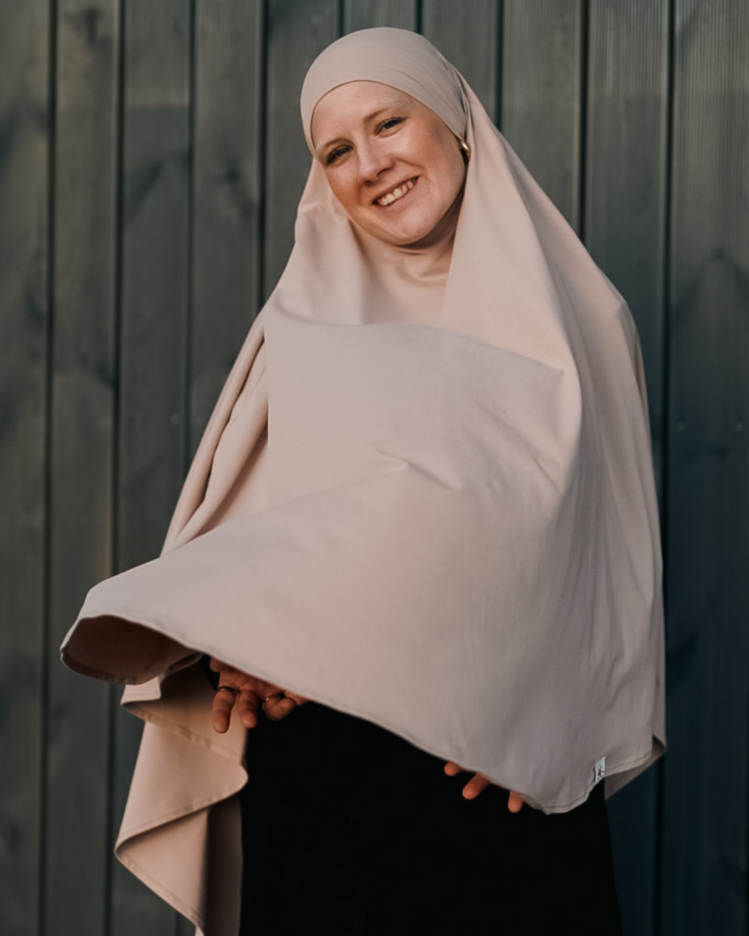 Jersey Khimar van biologisch katoen in licht taupe