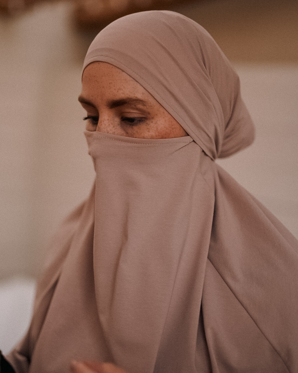 Jersey Khimar van biologisch katoen in licht taupe
