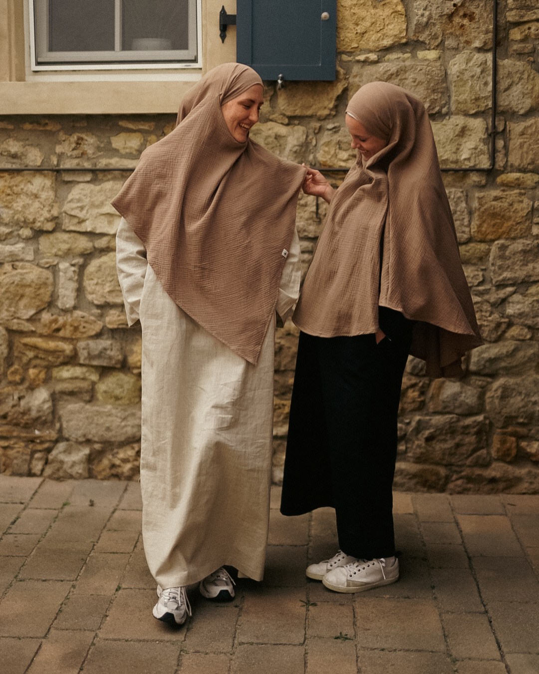 Muslin Khimar van biologisch katoen taupe