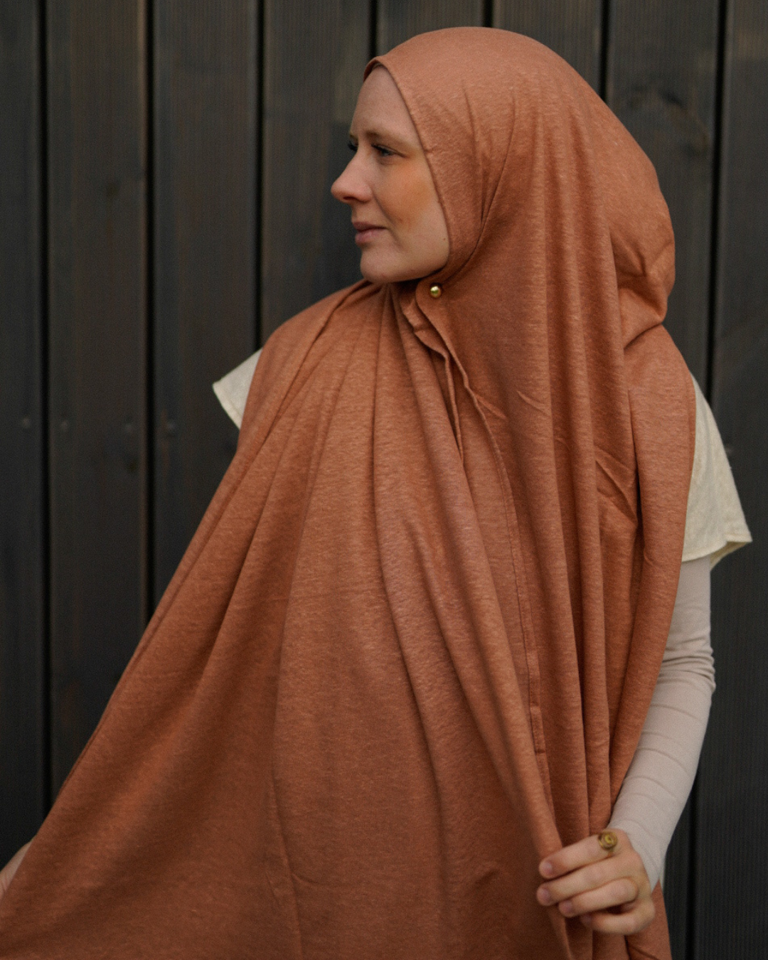 Jersey Hijab "Leena" - 100% linnen - Lava Mokka