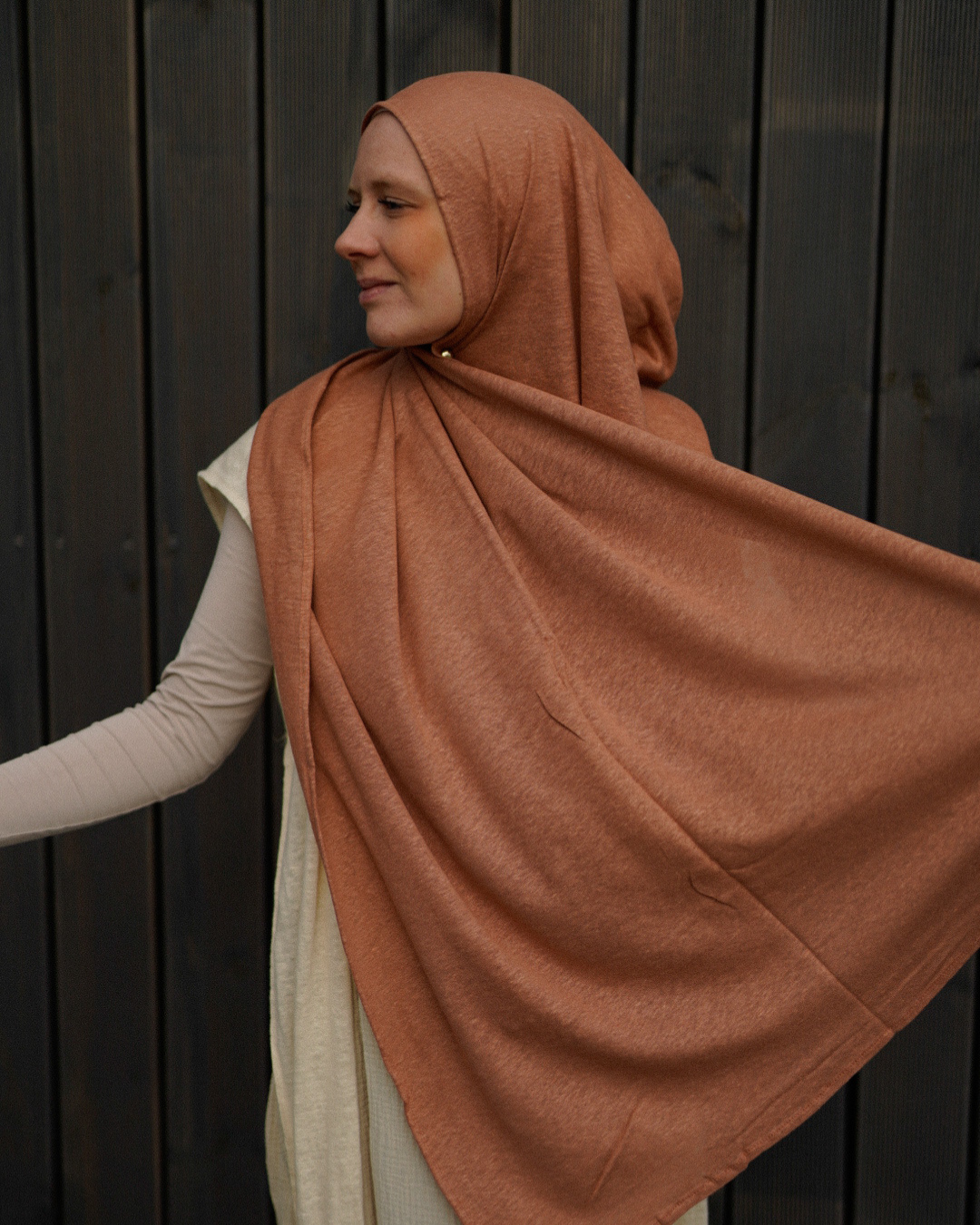 Jersey Hijab "Leena" - 100% linnen - Lava Mokka