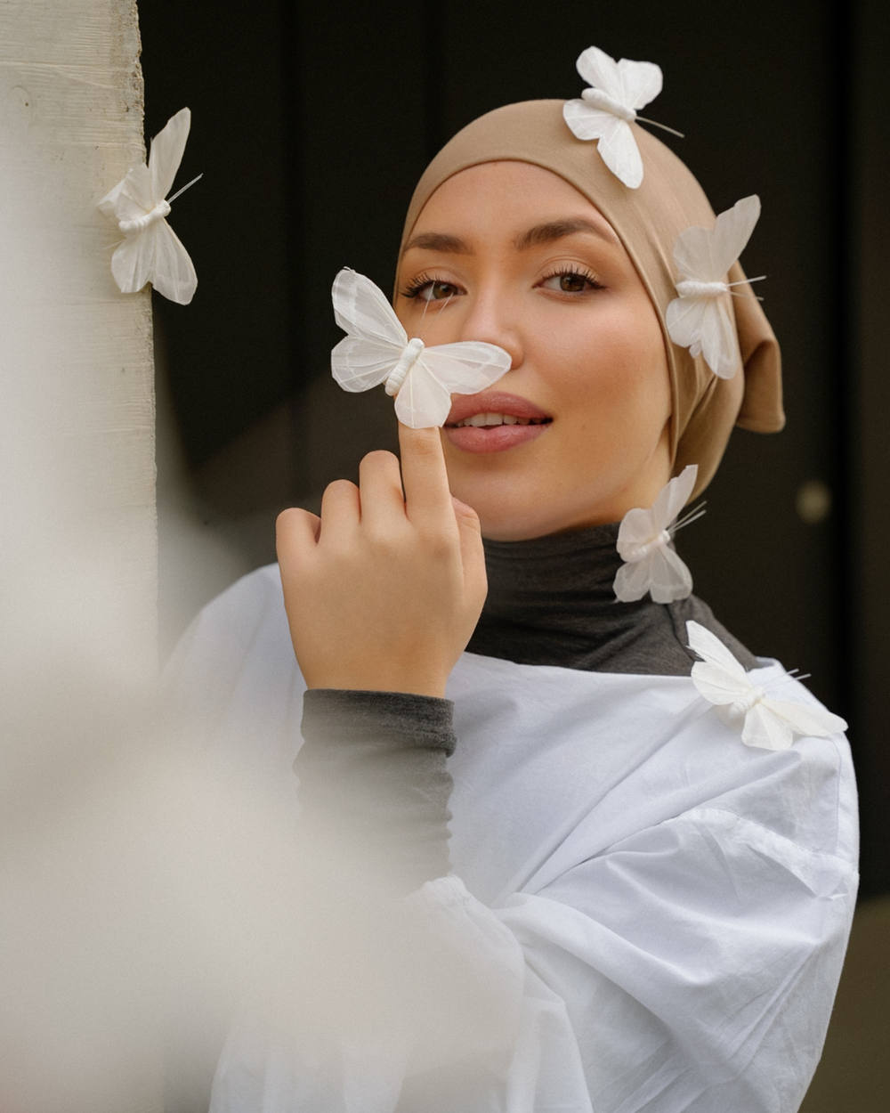 "Mariposa" (beige) muts van zijde en biologisch katoen