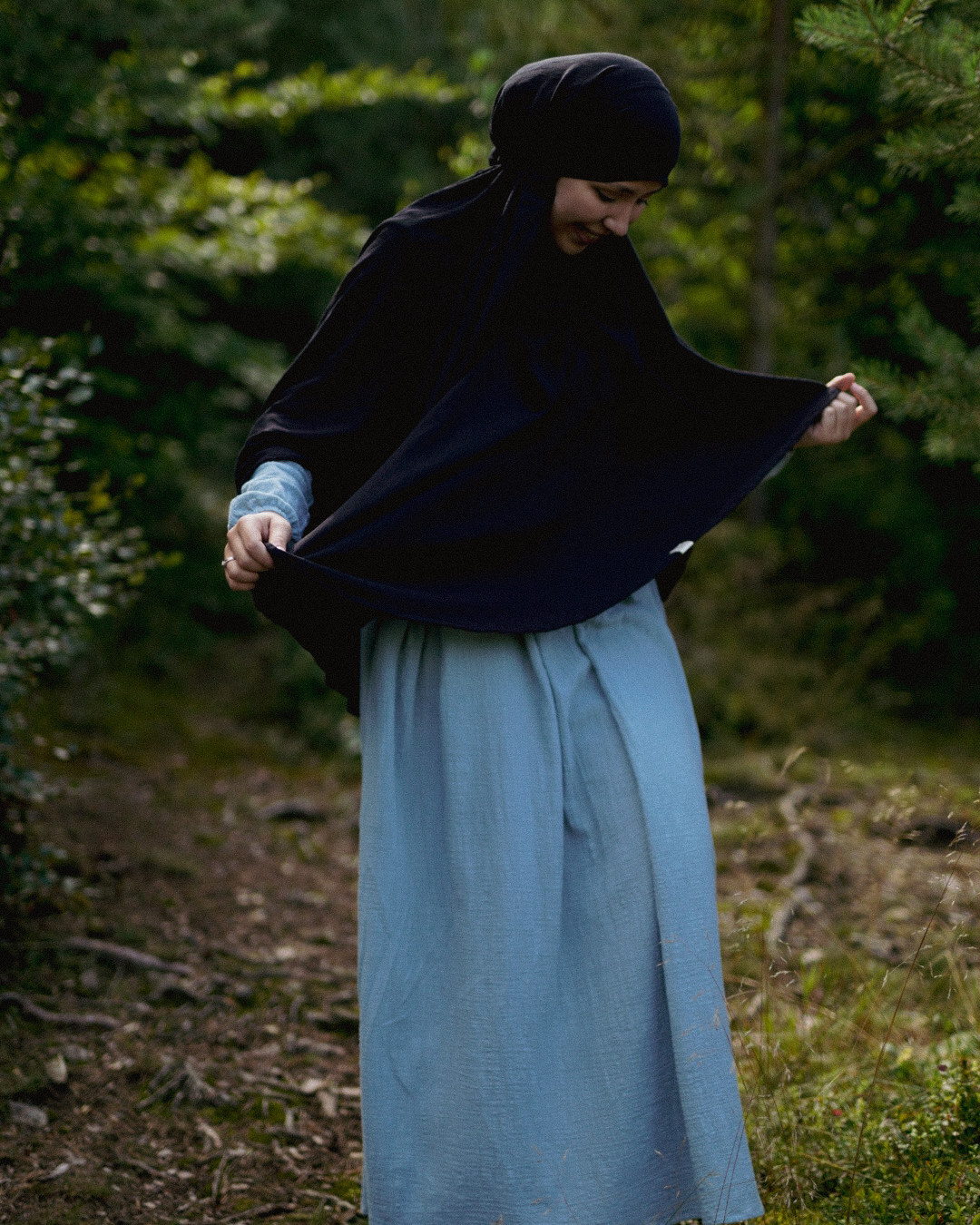 Khimar Sandy van viscose en linnen (Zwart)