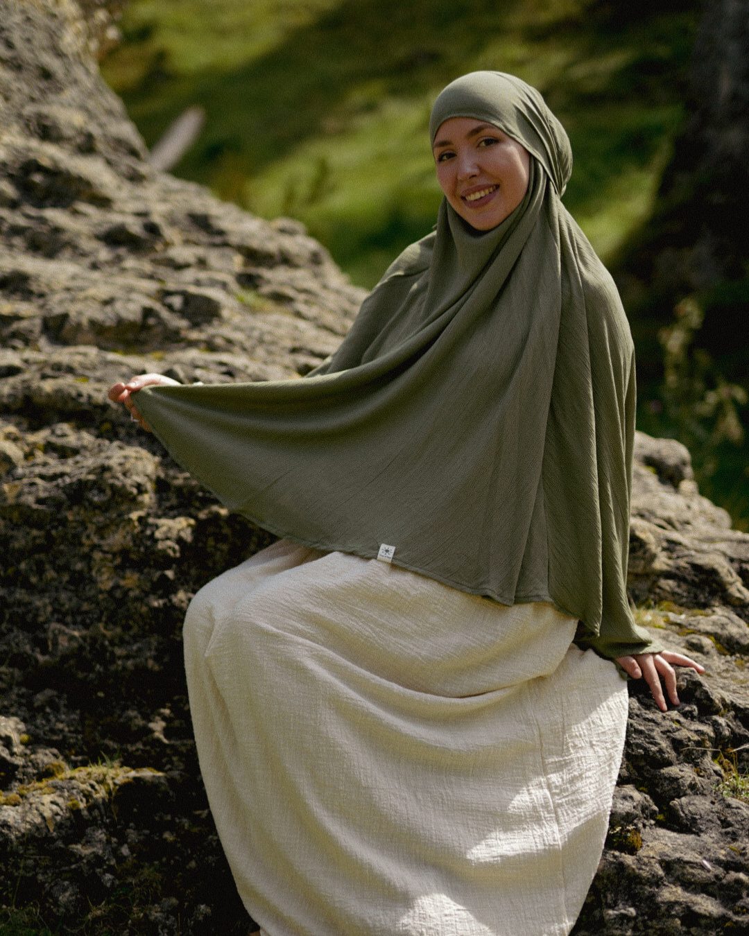 Khimar Sandy van viscose en linnen (Bosgroen)