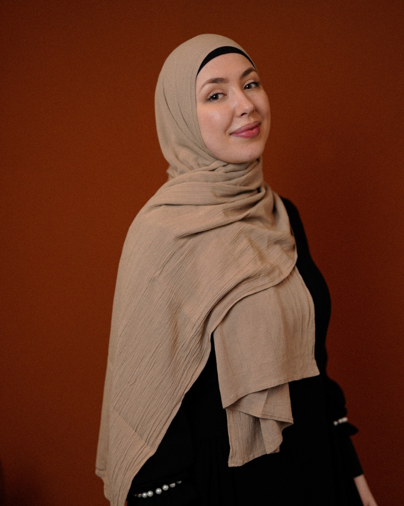 Crinkle Chiffon Hijab "Sandy" gemaakt van viscose en linnen (zand)