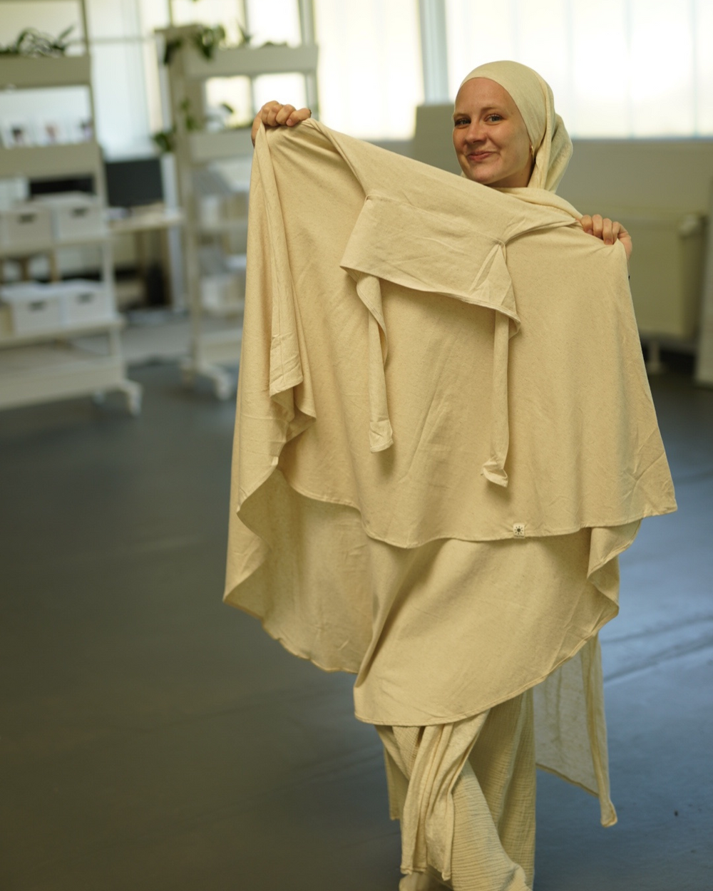 Gelimiteerde Eid Khimar van katoen en linnen - "Vanille"