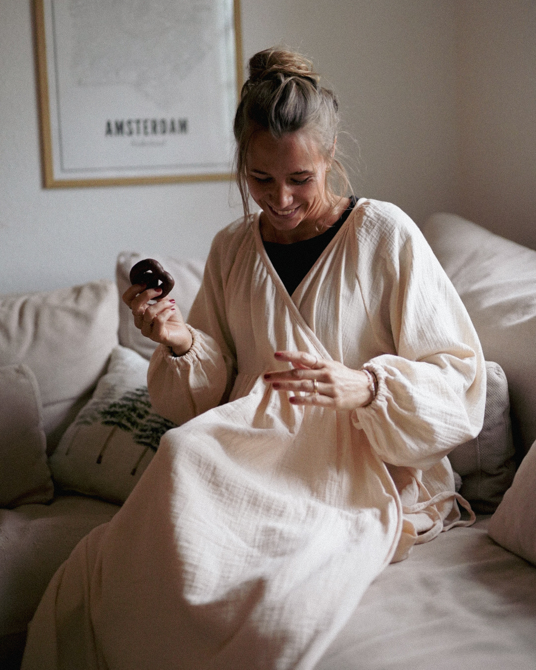 Borstvoedingsvriendelijke wikkelabaya "Lunaria" van biologisch katoen (Poeder)