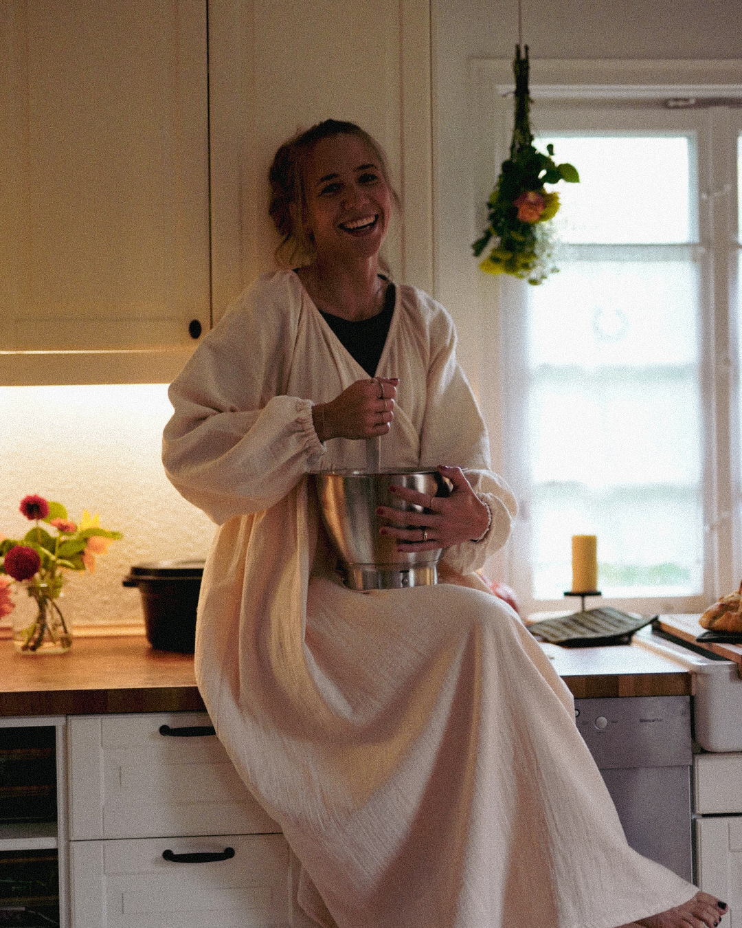 Borstvoedingsvriendelijke wikkelabaya "Lunaria" van biologisch katoen (Poeder)